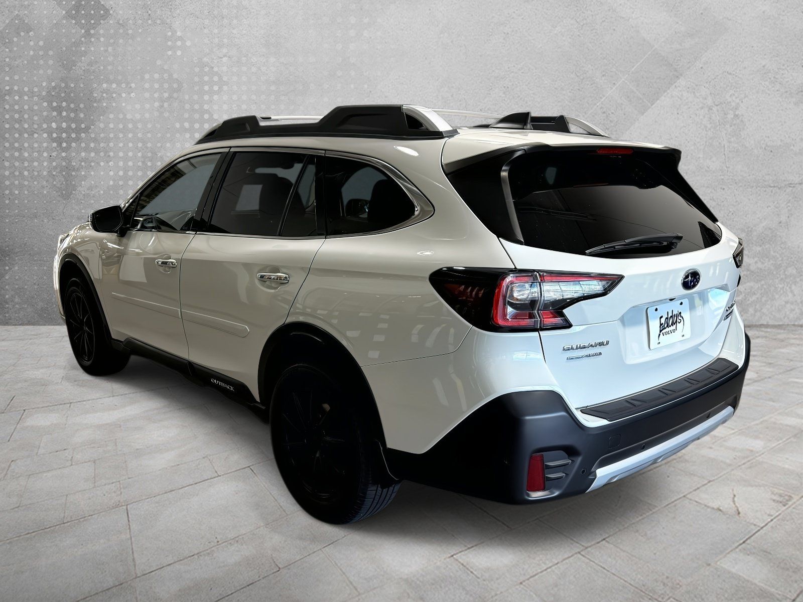 Used 2020 Subaru Outback Touring XT AWD/4WD image 4