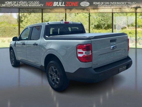 Certified 2022 Ford Maverick XLT FWD image 3