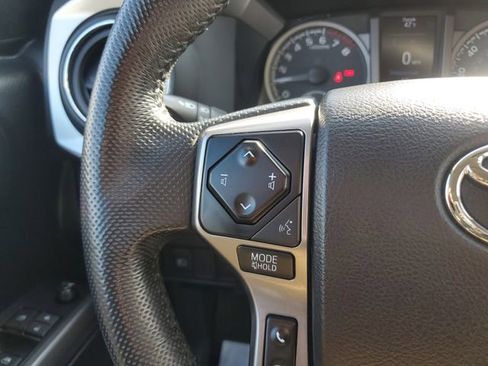 Used 2022 Toyota Tacoma SR5 image 27