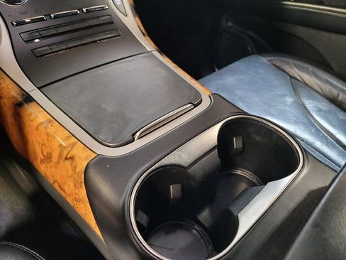 Used 2020 Lincoln Nautilus Reserve FWD image 26