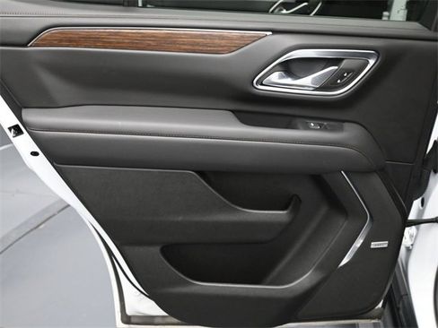 Used 2024 Chevrolet Tahoe High Country image 13