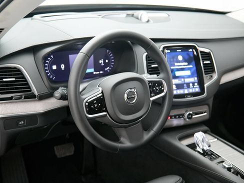 Certified 2024 Volvo XC90 B6 Ultimate AWD/4WD image 13