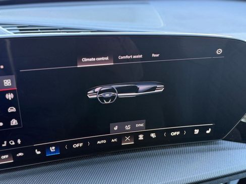 New 2025 Audi SQ5 Premium Plus image 25