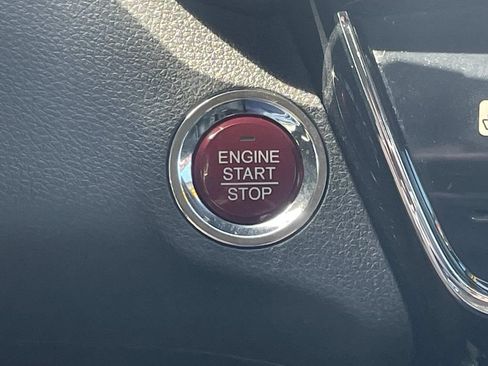 Used 2018 Honda HR-V EX-L image 20
