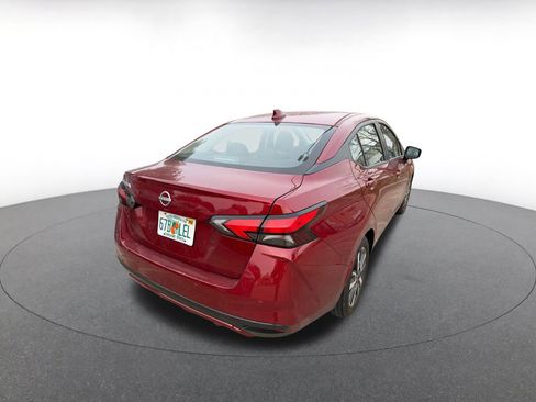 Used 2025 Nissan Versa SV image 4