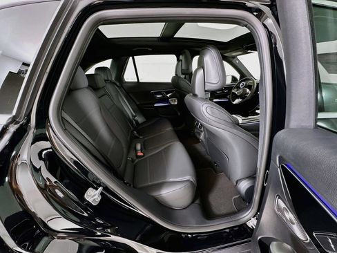 New 2026 Mercedes-Benz GLC 300 4MATIC image 31