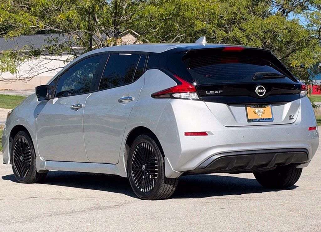 Used 2024 Nissan Leaf SV Plus FWD image 3