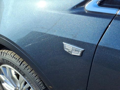 Used 2019 Cadillac XT5 Premium Luxury w/ Driver Assist Package image 10