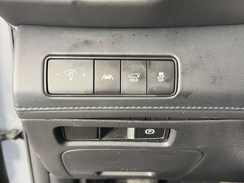 Used 2022 Hyundai Santa Fe Calligraphy image 28