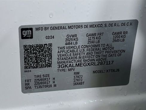 Used 2024 GMC Terrain SLE image 26