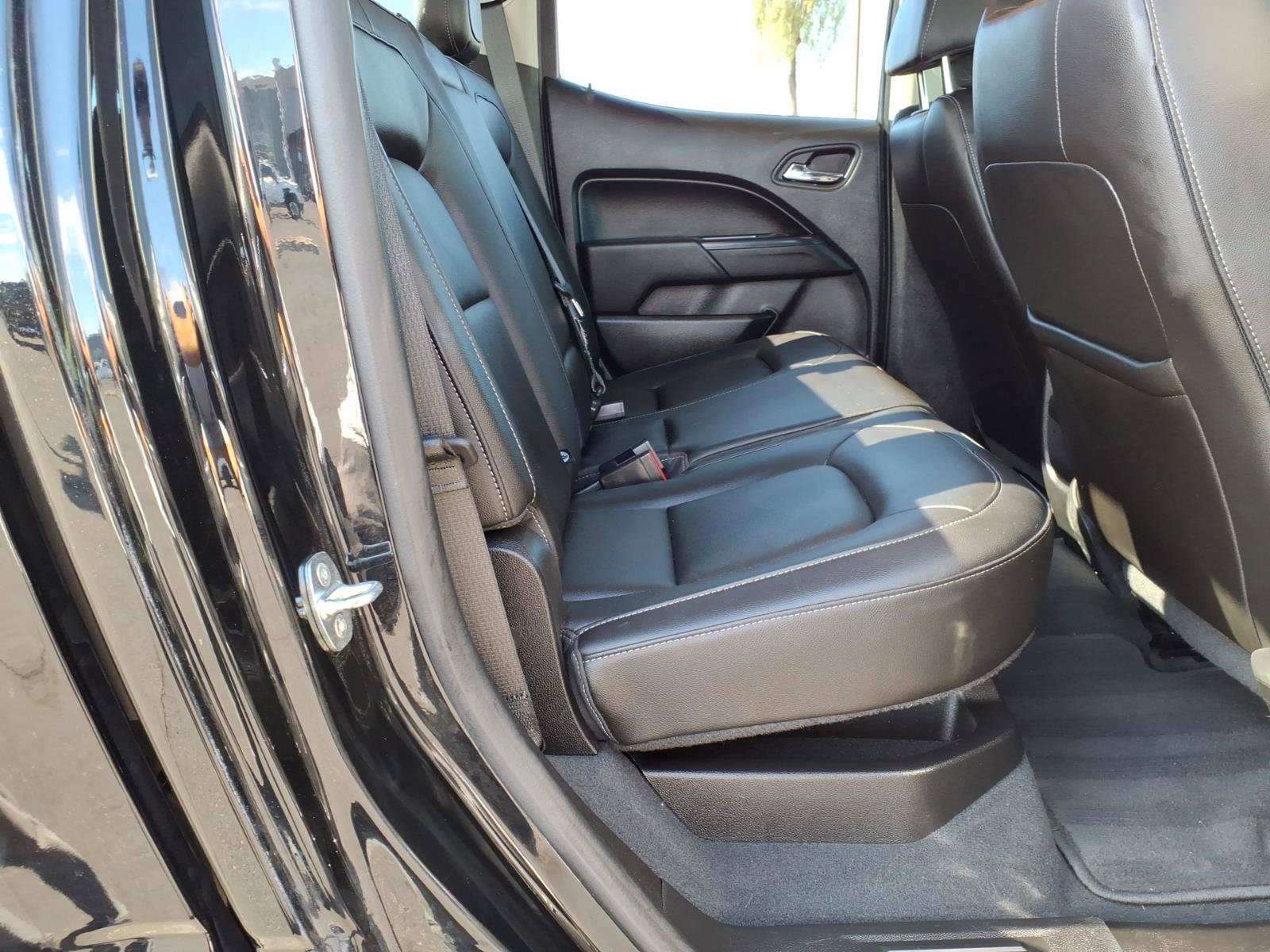 Used 2021 Chevrolet Colorado LT w/ LT Convenience Package AWD/4WD image 13