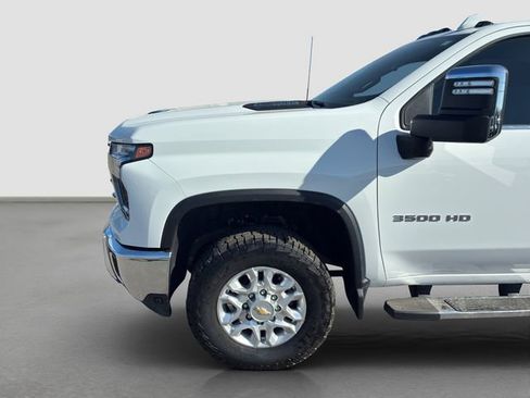Used 2025 Chevrolet Silverado 3500 LTZ AWD/4WD image 27