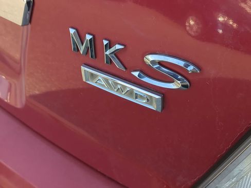 Used 2009 Lincoln MKS AWD image 12