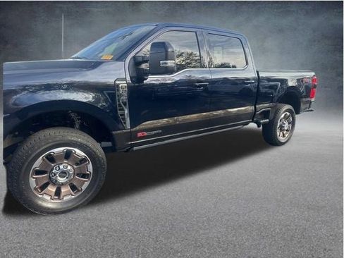 Used 2024 Ford F250 King Ranch image 12