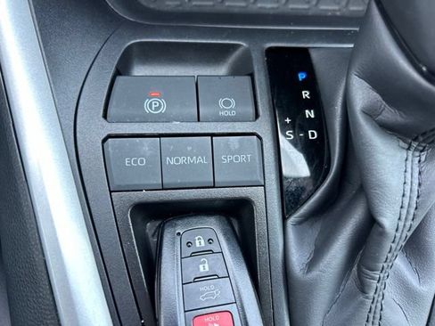 Used 2024 Toyota RAV4 XLE Premium FWD image 20