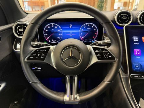 Certified 2025 Mercedes-Benz GLC 300 image 8