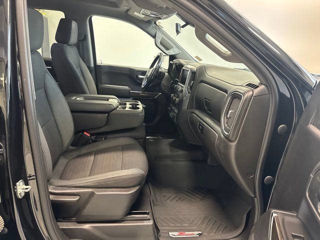 Used 2019 Chevrolet Silverado 1500 LT w/ All-Star Edition AWD/4WD image 34