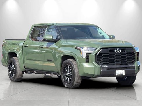 Used 2022 Toyota Tundra SR5 w/ TRD Sport Premium Package AWD/4WD image 9