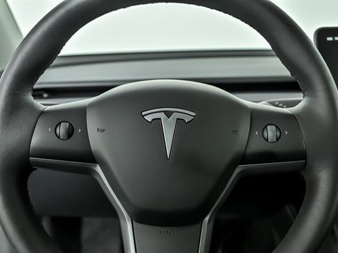 Used 2022 Tesla Model Y Performance AWD/4WD image 21