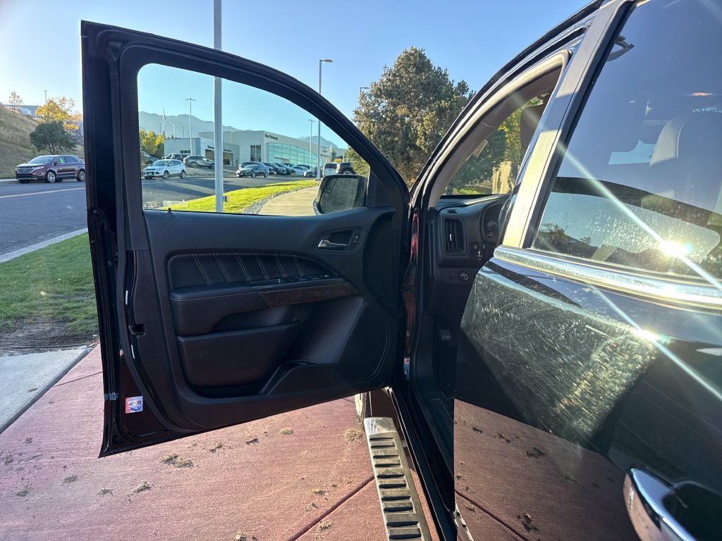 Used 2021 GMC Canyon Denali AWD/4WD image 9
