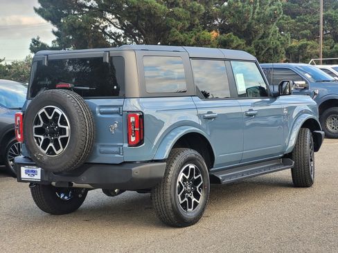 New 2025 Ford Bronco Outer Banks image 4