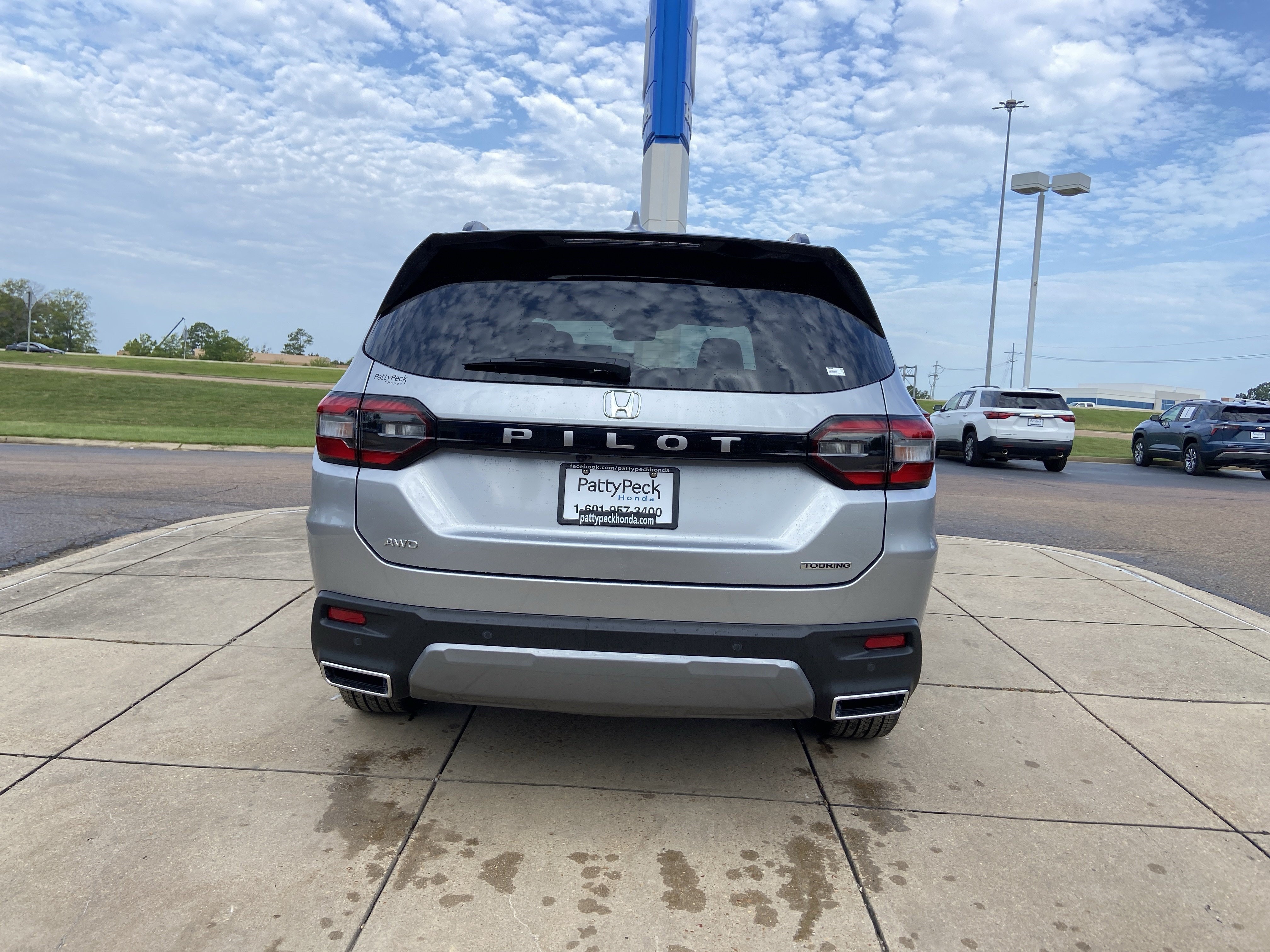 New 2026 Honda Pilot Touring image 8