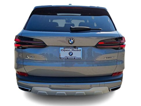 Used 2025 BMW X5 xDrive40i w/ Premium Package AWD/4WD image 5