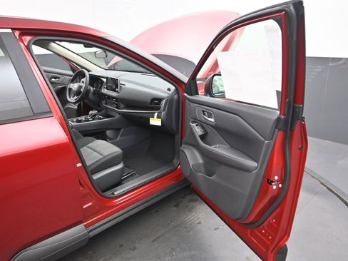 New 2026 Nissan Rogue SV image 19