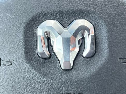 Used 2025 RAM 2500 Big Horn AWD/4WD image 40