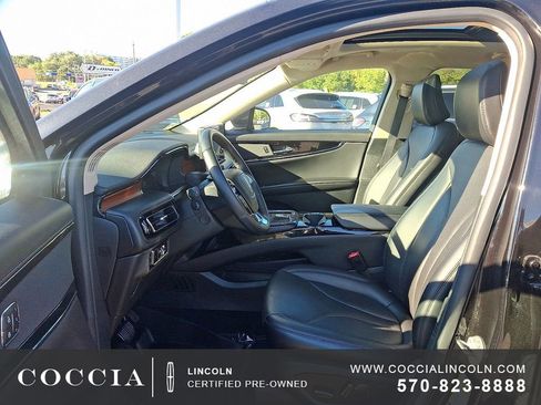 Certified 2023 Lincoln Nautilus Reserve image 13