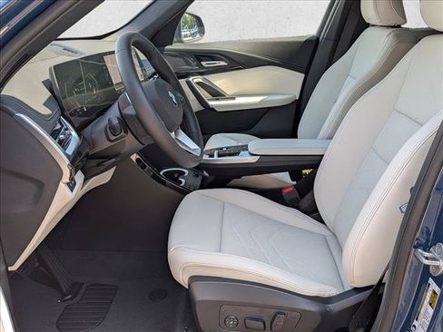 New 2026 BMW X1 xDrive28i AWD/4WD image 4