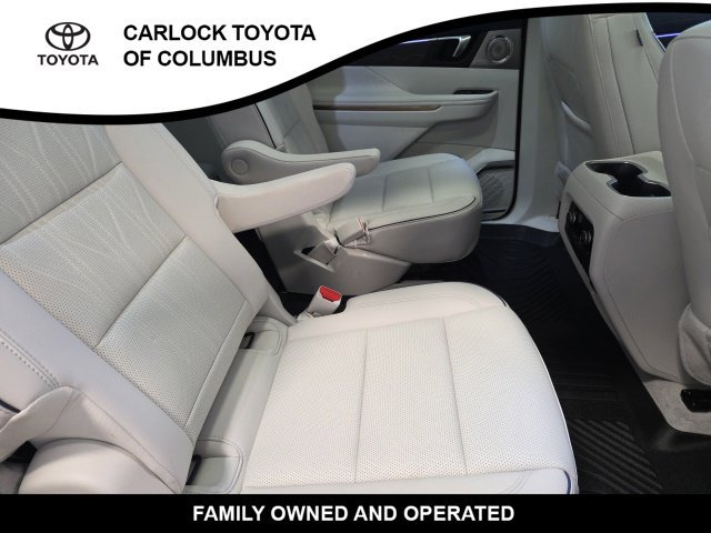 Used 2026 Buick Enclave Avenir w/ Super Cruise Package AWD/4WD image 18