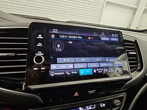 New 2026 Honda Ridgeline Black Edition image 16