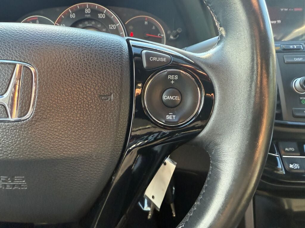 Used 2016 Honda Accord Sport image 15