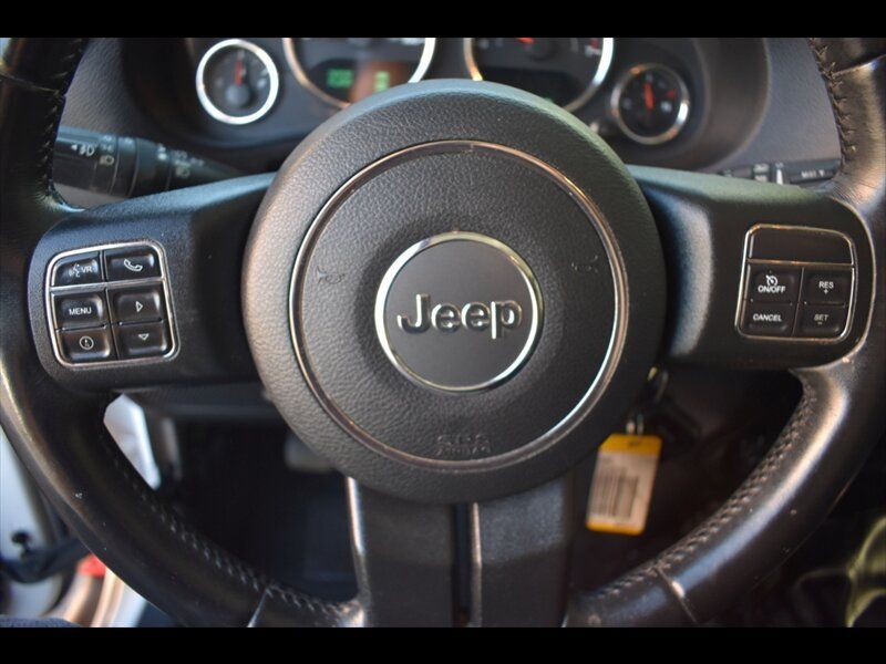 Used 2017 Jeep Wrangler Unlimited Sport w/ Quick Order Package 23S AWD/4WD image 13
