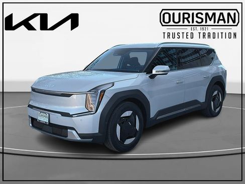 New 2026 Kia EV9 Wind image 2