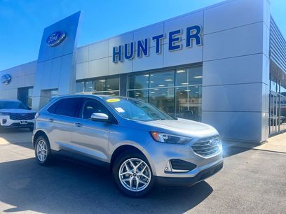 Used 2022 Ford Edge SEL w/ Convenience Package