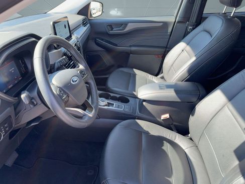 Used 2024 Ford Escape Active image 5