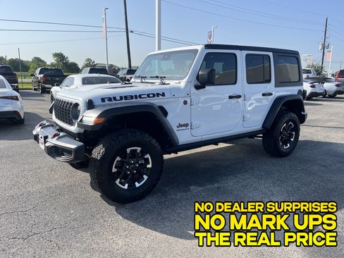 Used 2025 Jeep Wrangler Unlimited Rubicon AWD/4WD image 7