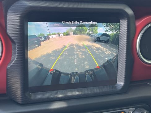 Used 2020 Jeep Wrangler Unlimited Rubicon AWD/4WD image 15