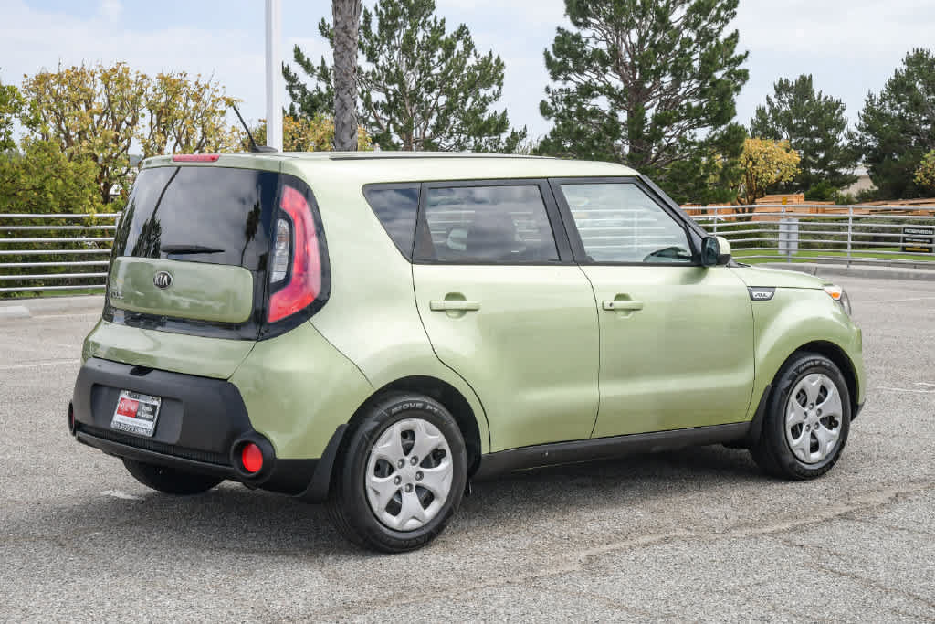 Used 2015 Kia Soul FWD image 10
