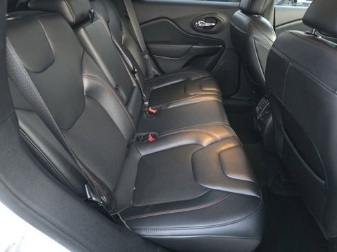 Used 2021 Jeep Cherokee Trailhawk w/ Trailer Tow Group image 29