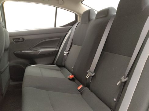 Used 2025 Nissan Versa S w/ Trunk Package image 18