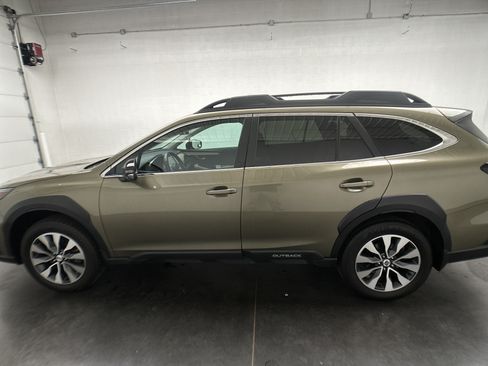 Used 2023 Subaru Outback Limited w/ Popular Package #2 AWD/4WD image 6