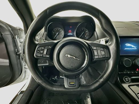 Used 2018 Jaguar F-TYPE 400 Sport RWD image 12