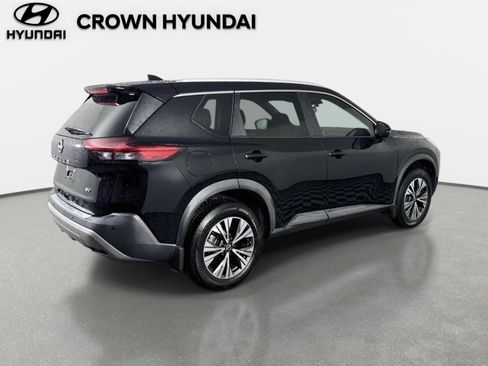 Used 2023 Nissan Rogue SV w/ SV Premium Package FWD image 6