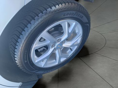 Used 2018 Chevrolet Equinox LT image 24