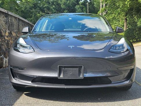 Used 2023 Tesla Model 3 Standard Range RWD image 5