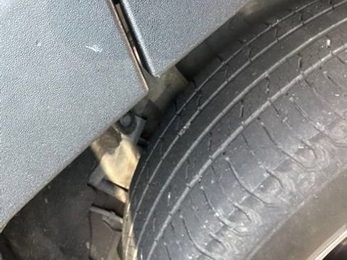 Used 2022 Toyota RAV4 XLE AWD/4WD image 21