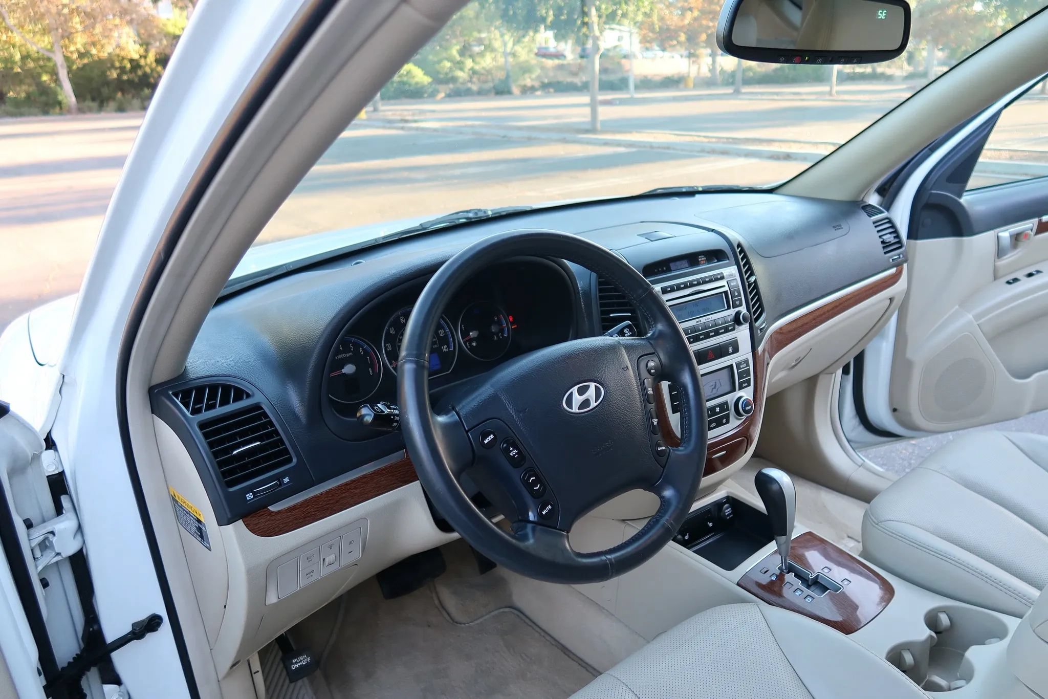 Used 2007 Hyundai Santa Fe Limited AWD/4WD image 12